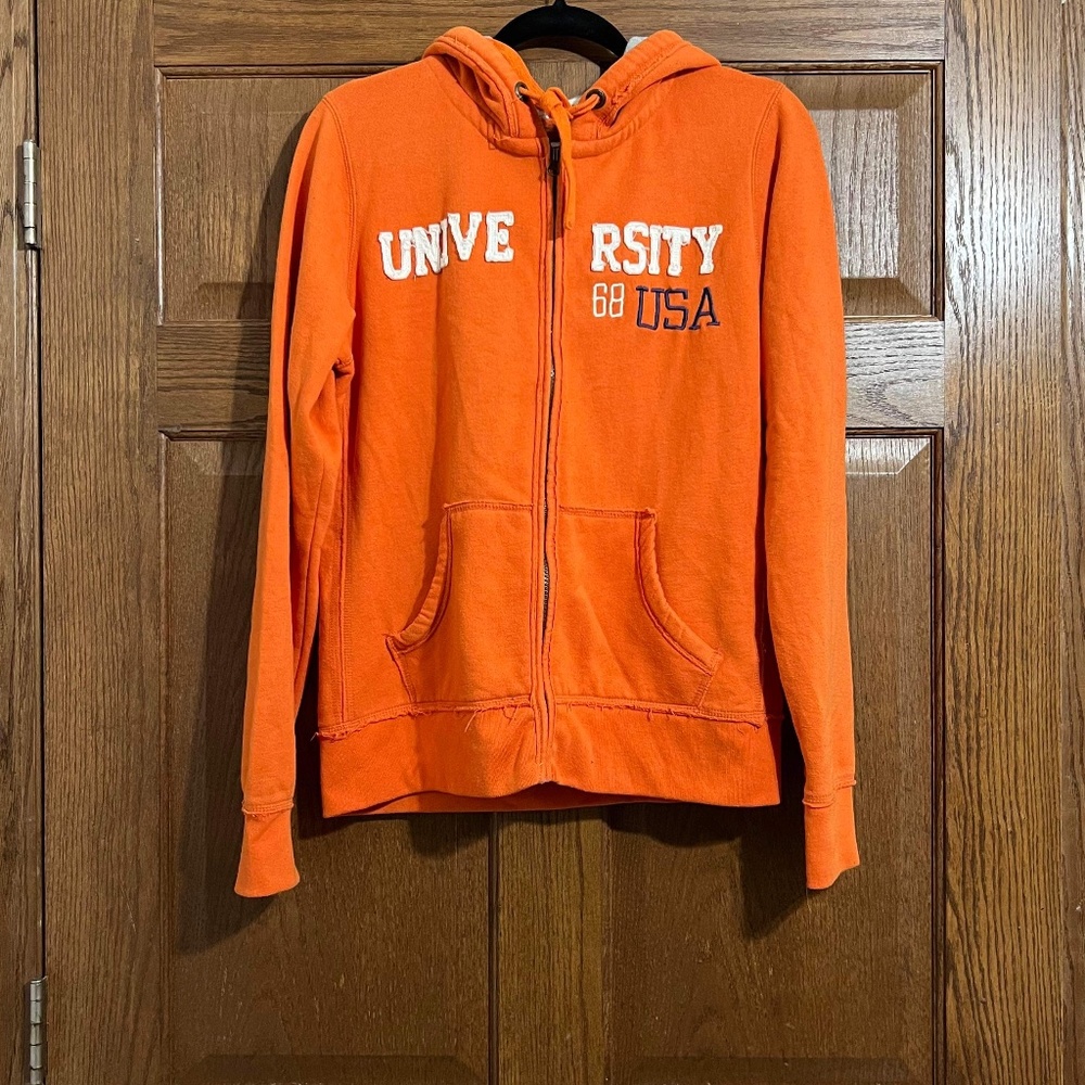 T.J. Maxx university 68 USA sweatshirt